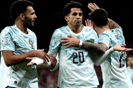 Jorge Jesus, người nổi tiếng bàn tay sắt, toàn thắng cùng tuyển Bồ Đào Nha